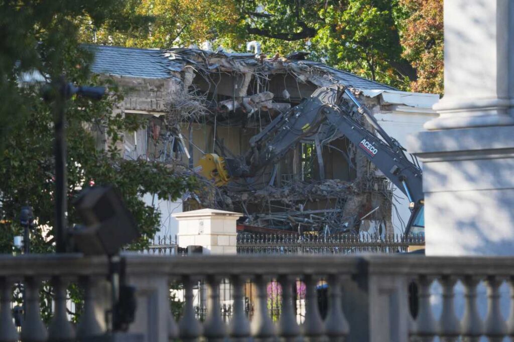 White House demolishes