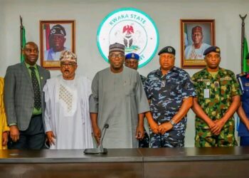 Photo of Gov Abdulrahman Abdulrazaq and Security Heads