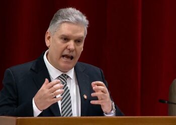 Photo of Cuban Economy Minister Alejandro Gil