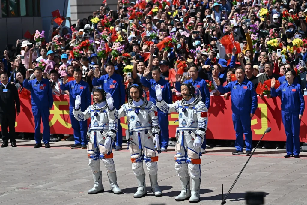Photo of Chinese Astronauts