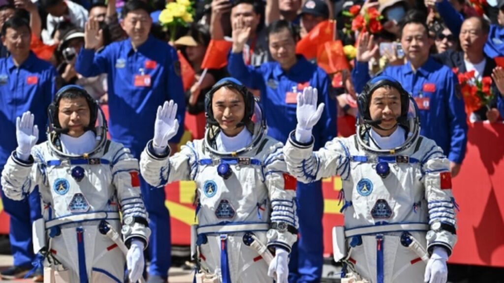 Photo of Chinese Astronauts