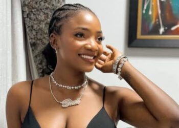 Simi’s ‘Duduke’ Gets Gold Certification in New Zealand