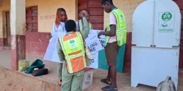 Voting Begins Across Anambra As INEC Officials Arrive Early In Most Areas INEC Officials Deployment