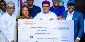 L-R: Prof. Muhammad Raji Mahmud (CMD, National Hospital), Nkechi Anaedobe (Executive Director, Business Services, NUIMS), Prof. Muhammad Ali Pate (Coordinating Minister of Health and Social Welfare) and Tony Attah (Managing Director/ Chief Executive Officer, Renaissance Africa Energy Company) during NNPC/Renaissance JV $300,000 donation to National Hospital on Tuesday, in Abuja.
