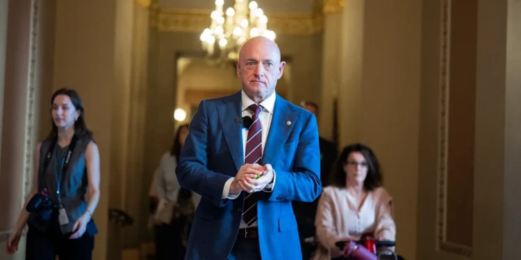 Photo of Senator Mark Kelly