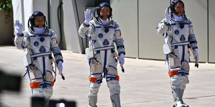 Photo of Chinese Astronauts