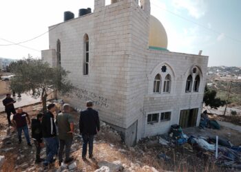 Israeli forces surround the al-Hajj Hamid Mosque in the occupied West Bank.