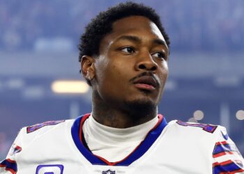 NFL Star Stefon Diggs Files Defamation Lawsuit Against Social Media Influencer Over Assault Allegation