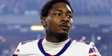 NFL Star Stefon Diggs Files Defamation Lawsuit Against Social Media Influencer Over Assault Allegation