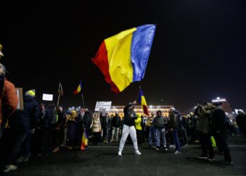 Romanians Take to Streets in Bucharest Over Allegations of Deep Judicial Corruption