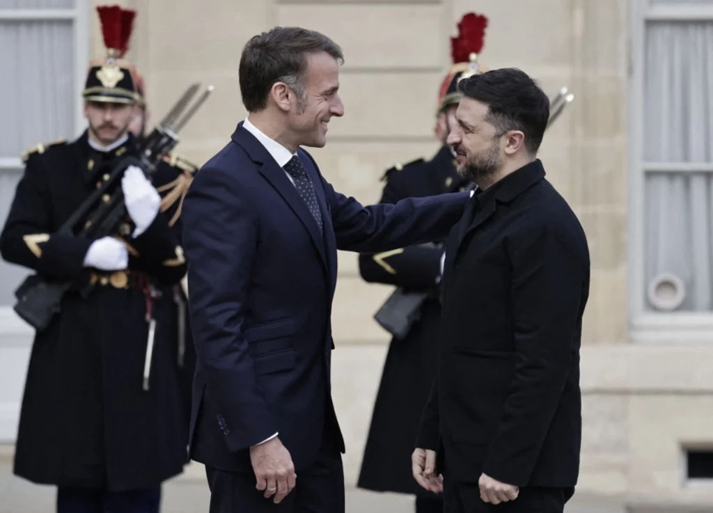 Photo of Zelensky and Macron
