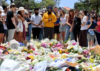 shooting at Bondi Beach