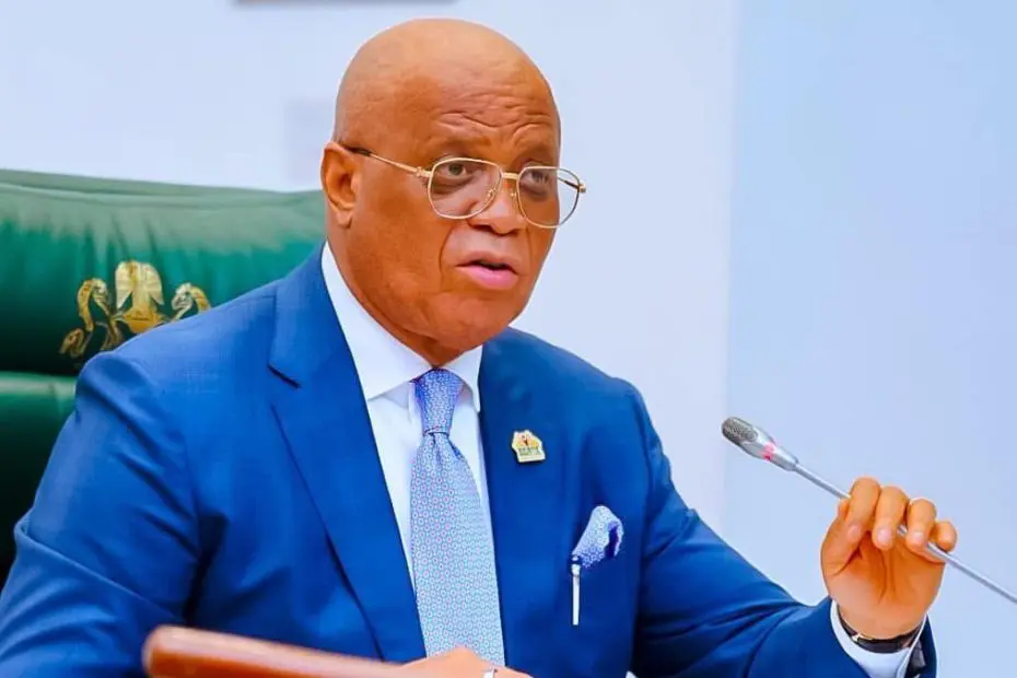 Governor Umo Eno e1740818127649 930x620 1