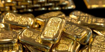 Gold Recovers After Sharp Selloff as U.S.-Iran Tensions Support Prices Gold