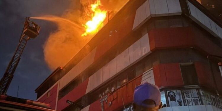 Great Nigeria Insurance Building on fire