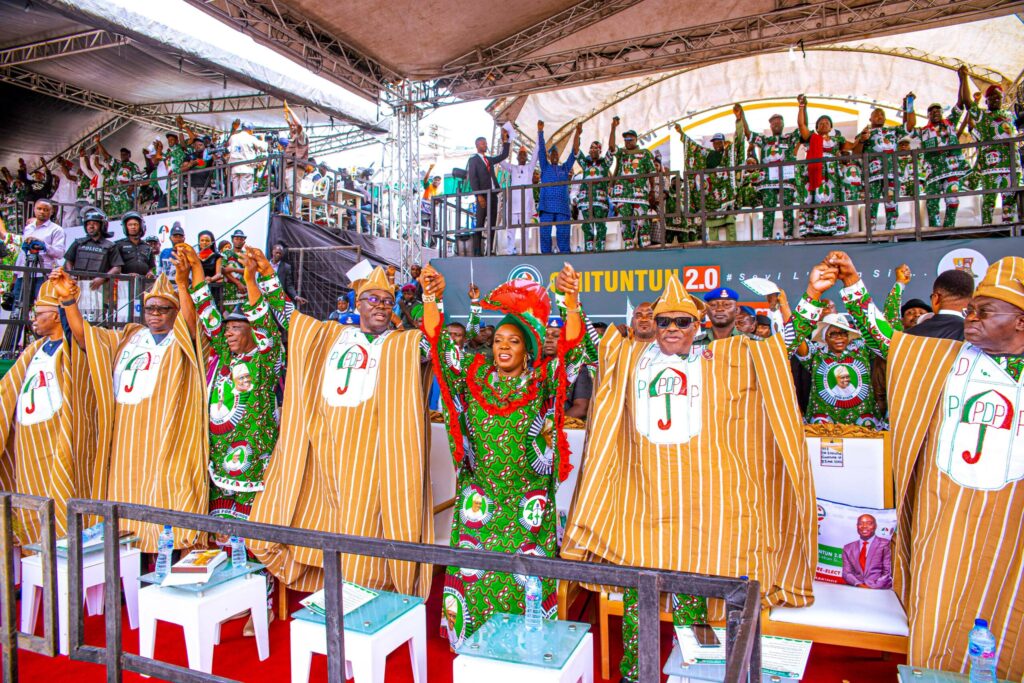 Photo of Seyi Makinde with PDP Governors