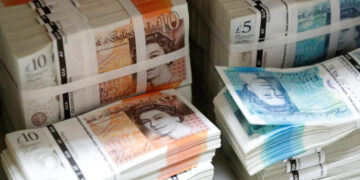 Pound Suffers Biggest Drop in Month After UK Inflation Falls to 3.2% Pound