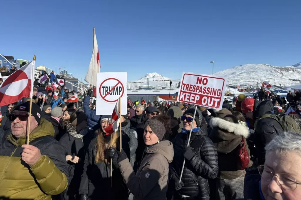 Greenlanders Protest over Trump