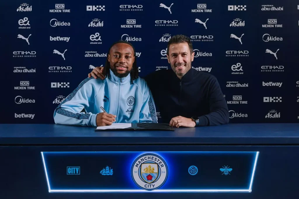 Antoine Semenyo signs for Manchester City