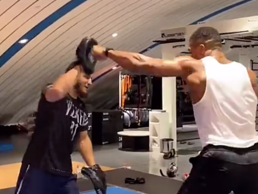 Anthony Joshua Returns To Training