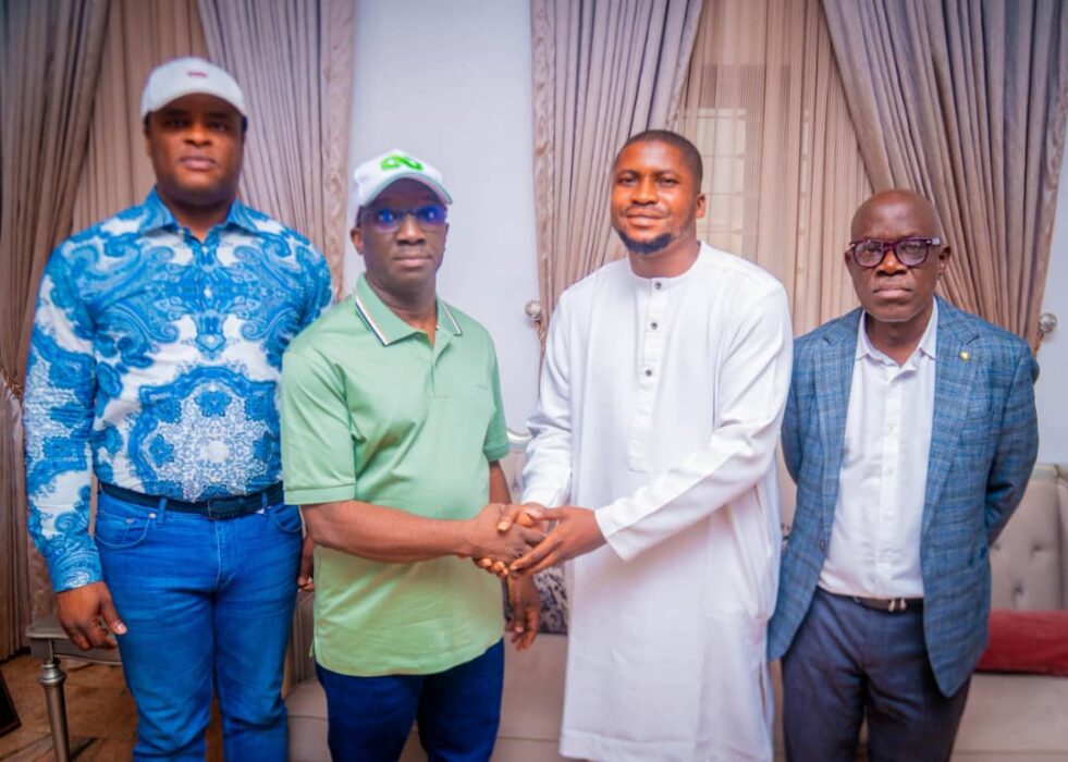 Okpebholo with AAU student leader 