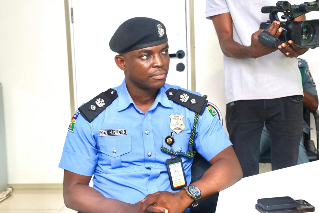 Photo of Benjamin Hundeyin