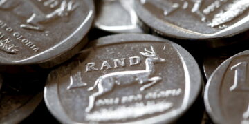 South African Rand Strengthens Ahead of Pivotal Central Bank Rate Decision Rand