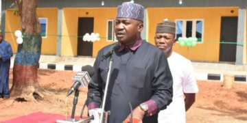 Zamfara Governor Gifts Cars To 40 Imams