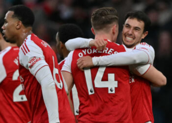 Arsenal players celebrating a goal