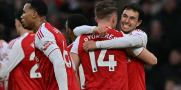 Arsenal players celebrating a goal