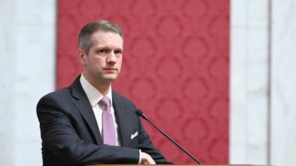 Photo of Riley Moore