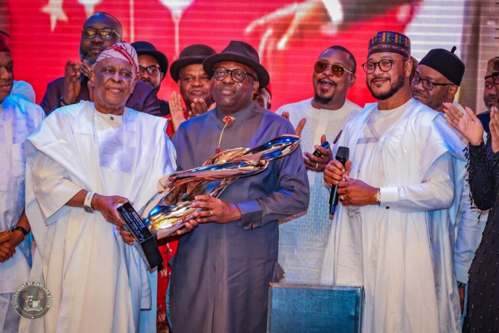 Fubara receiving the Man of the Year 2025 award from New Telegraph