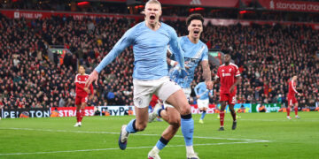 Haaland celebrates his goal against liverpool