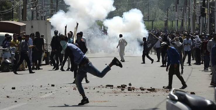 police fire teargas at protesters