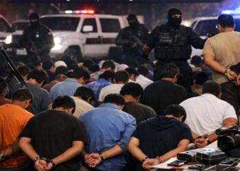 Qatar Arrests 300 for Sharing ‘Misleading’ War Images Qatar Arrests 313 People