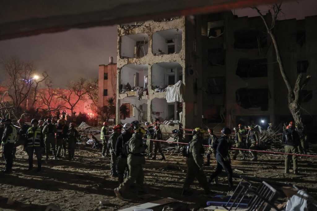 Iran Missile Strikes Hit Israel, Over 100 Injured South Israeli Attack