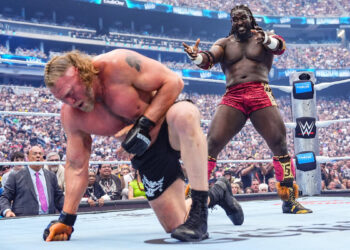 Nigerian wrestler Oba Femi beats Brock Lesnar