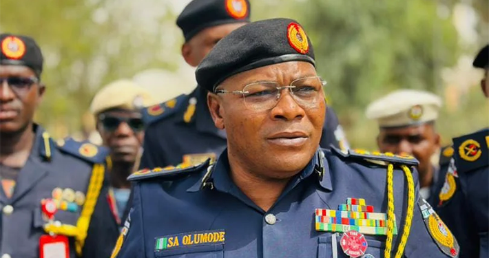 VIDEO: Outrage as Fire Service Chief Arrives Kogi in Grand Convoy The Controller-General of the Federal Fire Service, Olumode Adeyemi.