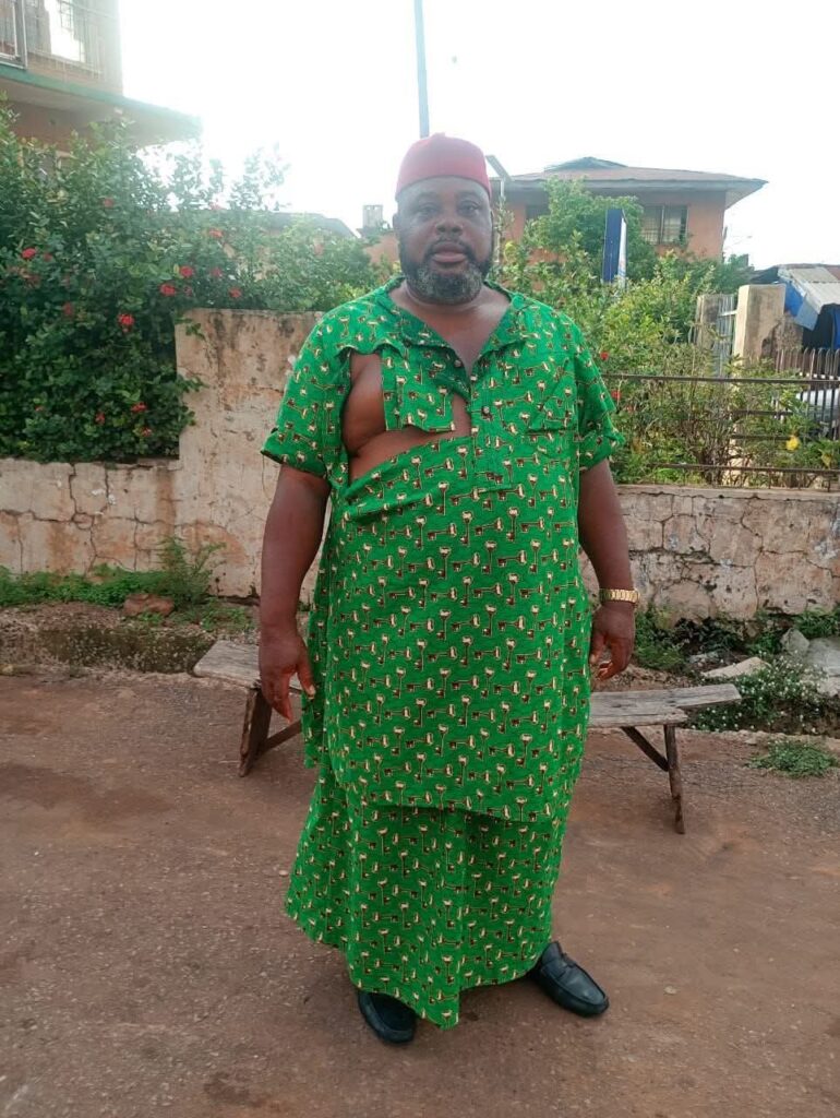 VIDEO: APC Chairman Assaulted Over Money Sharing APC Enugu Chairman