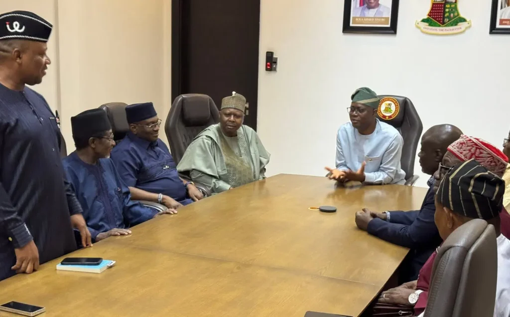 PDP Leaders Meet Makinde in Ibadan PDP Leaders Meet Makinde