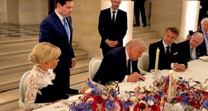 U.S. and Iran Sign Preliminary Peace Deal at Versailles Iran
