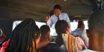 Nigerians to Pay Fine for Hawking, Preaching in Buses Nigerians to Pay Fine for Hawking, Preaching in Buses
